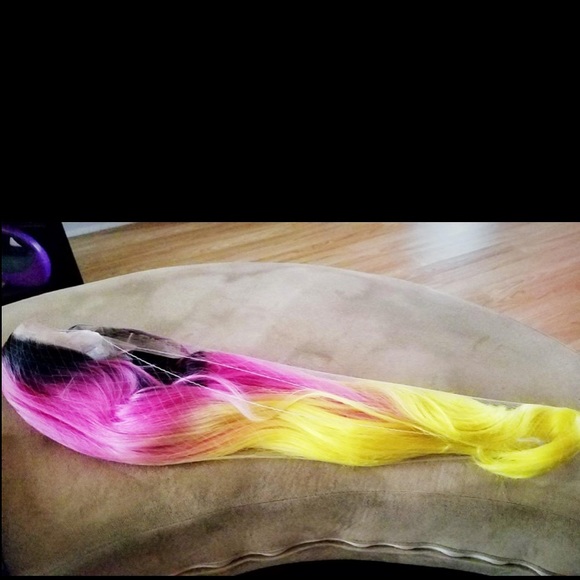 💫JERSEY PINK&YELLOW OMBRÉ GLUE-LESS CELEB Wig*NWT - Picture 3 of 8